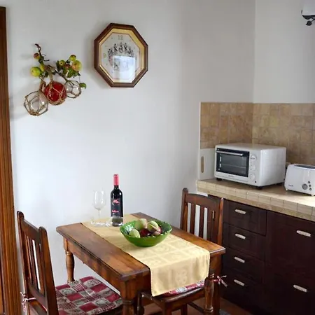 Apartment Studio Calle Real